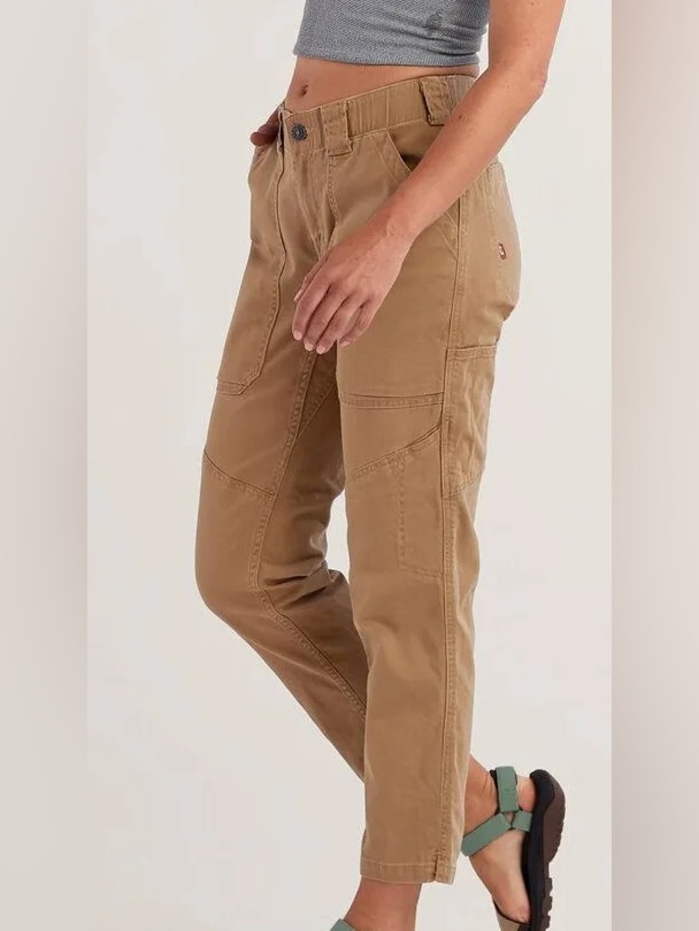 Dovetail Women’s Range Crop Pant in Navy NWOT